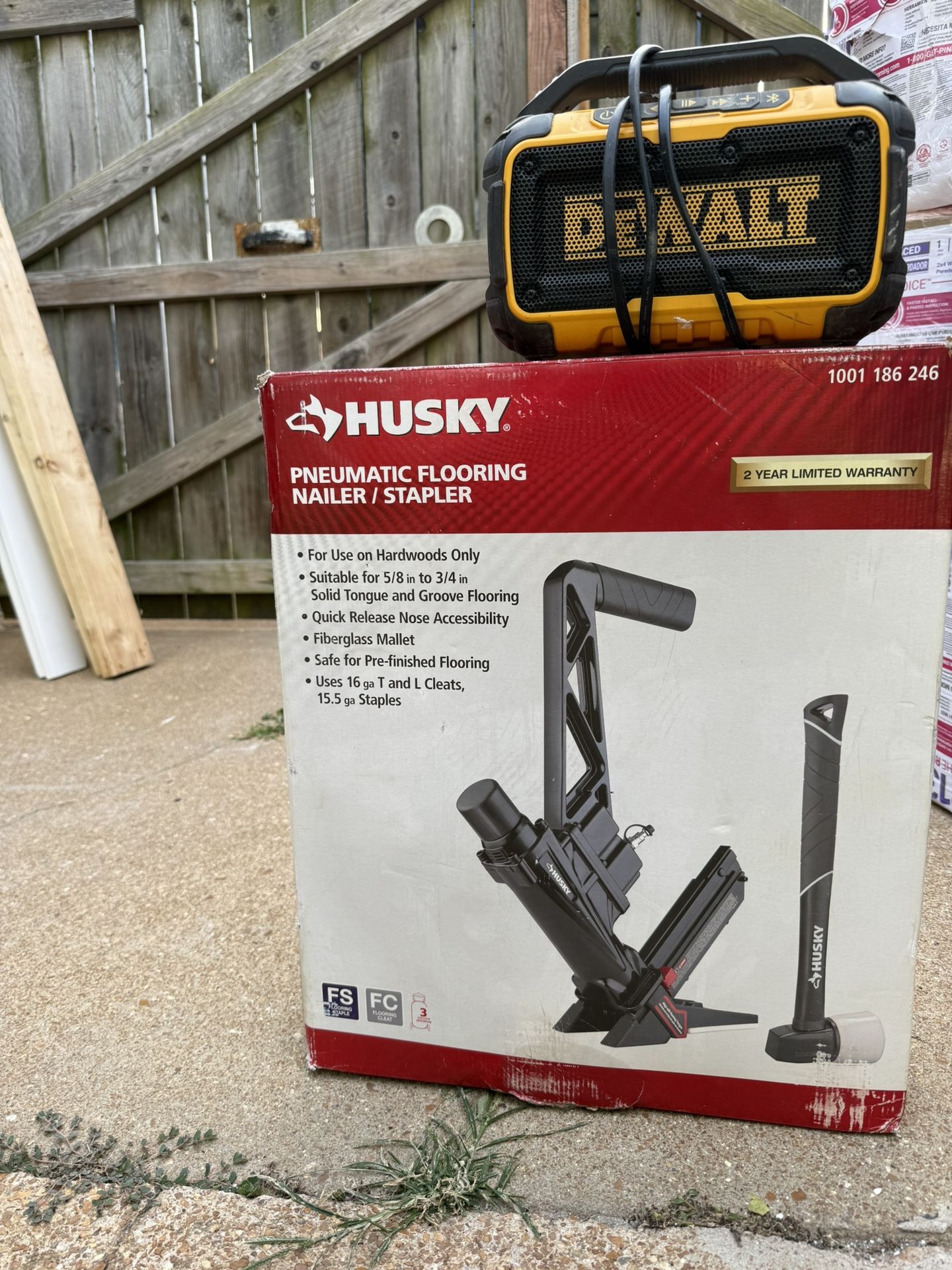 Husky Pneumatic Flooring Nailer / Stapler New