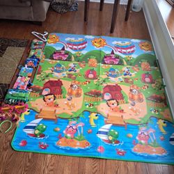 Cloth Books And Matt For Infants Or Toddlers