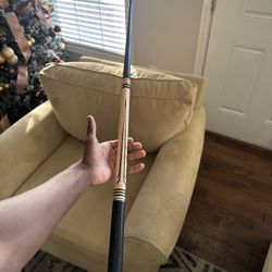 CARBON FIBER + LUCASI HYBRID GLASS TIP CUE