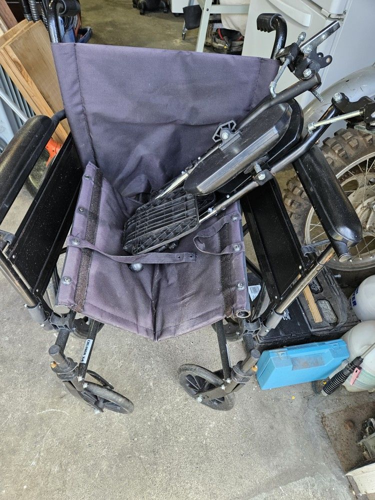 Free Wheelchair - Read Description