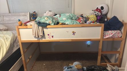 Loft twin bed