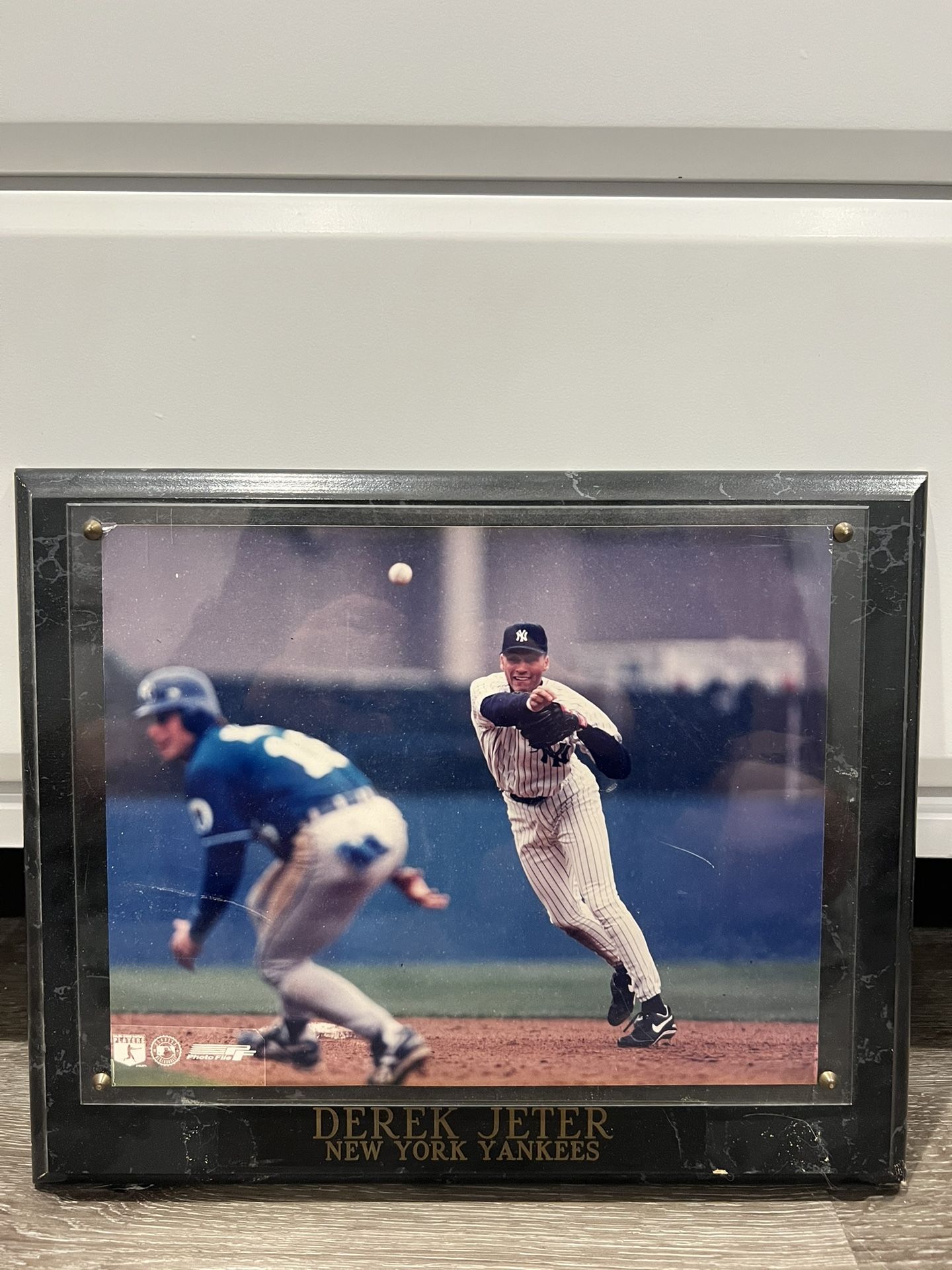 Derek Jeter Yankees Plaque