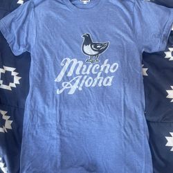 Mucho Aloha Tee Men’s Small - NEW