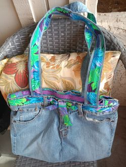 BEAUTIFUL HANDMADE PURSE!!