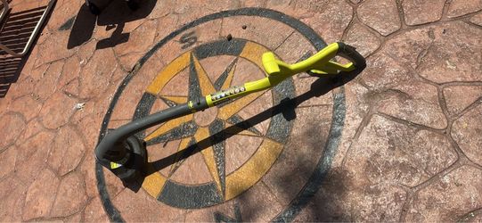 RYOBI ONE+ 18V 10 in. Cordless Battery String Trimmer/Edger (tool only)
