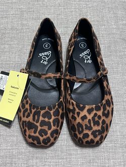 Art Class Leopard Print Mary Jane Flats with Strap Size 3Y NWT