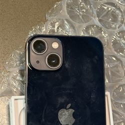 iPhone 13 UNLOCKED Cracked Top Everything Works 