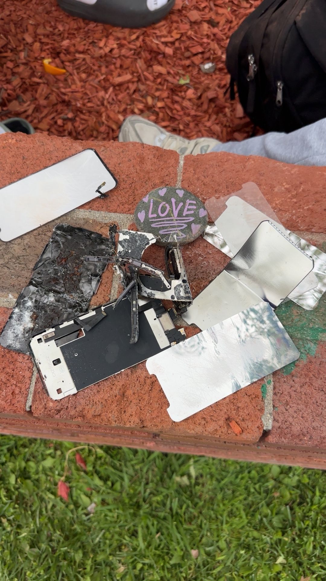 Iphone 11 (just Needs To Be Assembled+new Battery)