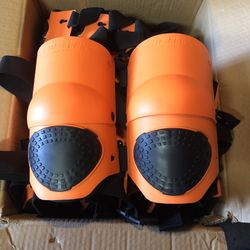 🚨🚨Knee Pads $14 EACH PAIR🚨🚨