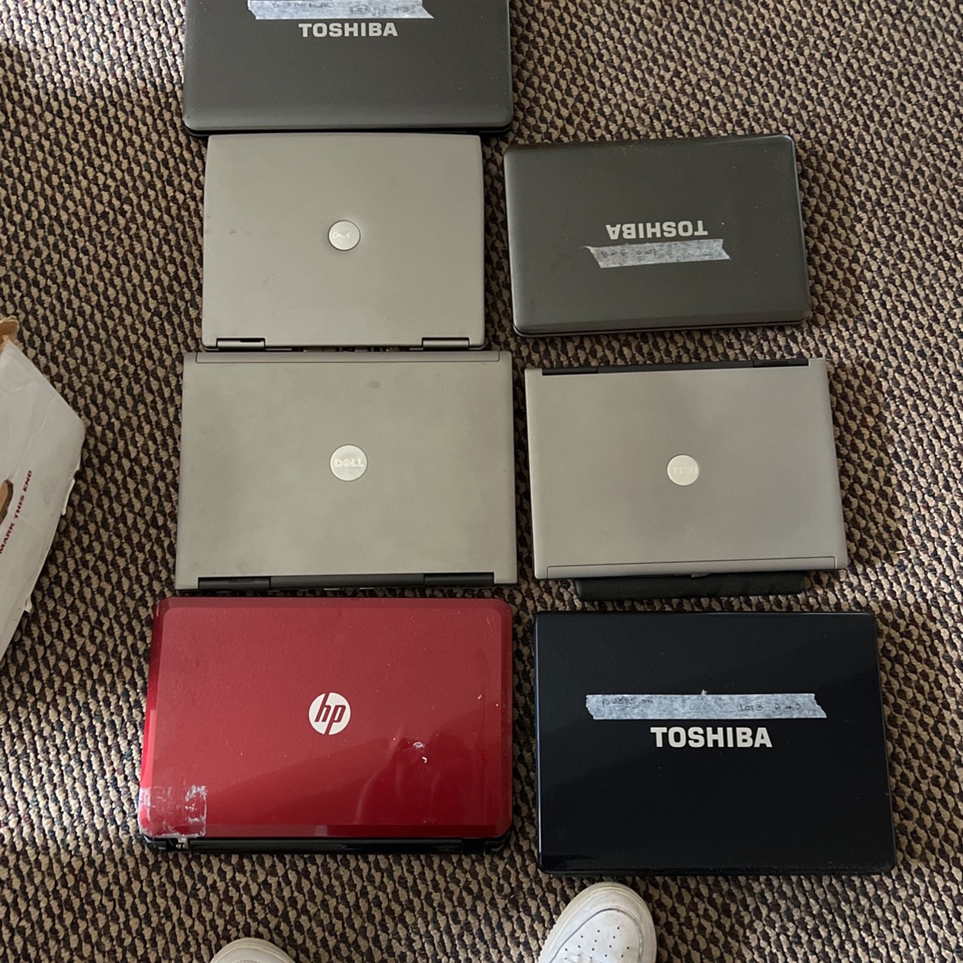 3 Dell , 3 Toshiba And 1HP Laptops