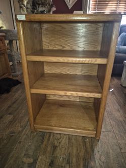 Solid Wood Oak Shelf w/2 Adustible Shelves