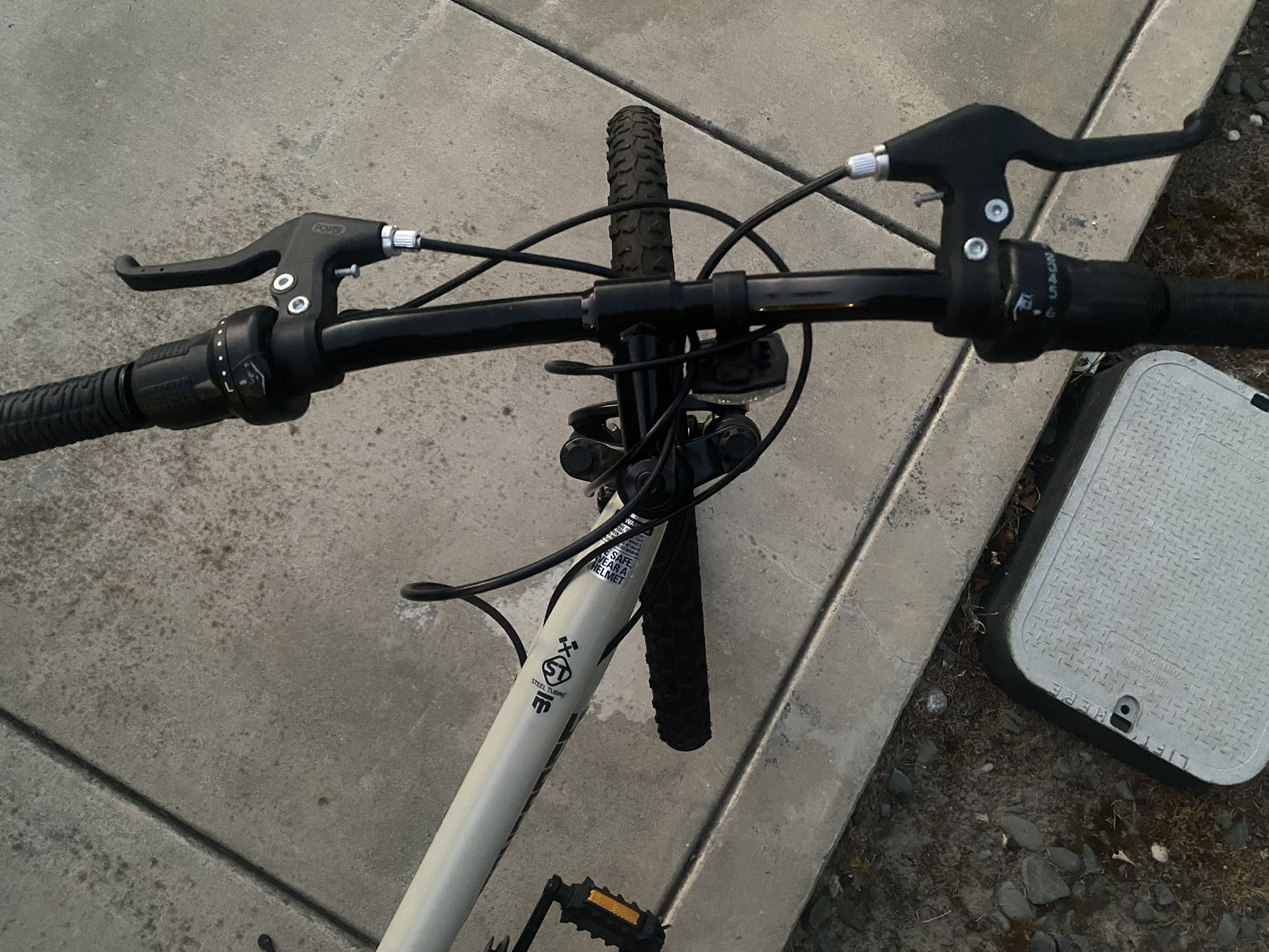 Mongoose 26 Inch Bike