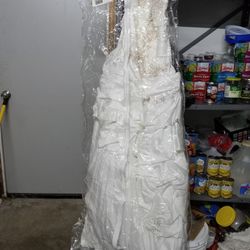 Whit Wedding Dress
