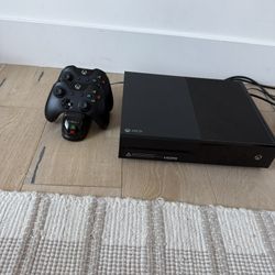 Xbox one (like new) for sale or trade