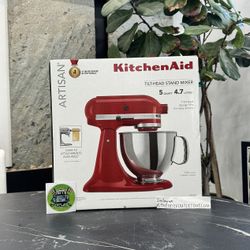 Kitchen aid Artisan Series 5qt Tilt Head Stand Mixer 