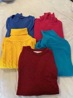 Woman’s -  LARGE!! 5 Piece 