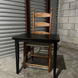 Side Table End Table Child’s Desk