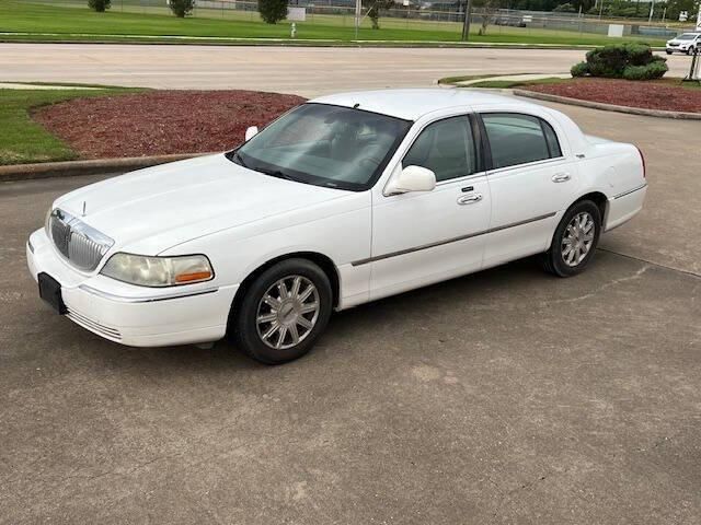 2011 Lincoln Town Car