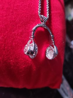 Earphone Necklace