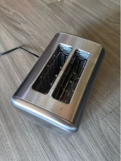 BELLA 2-Slice Stainless Steel Toaster - Great Condition!