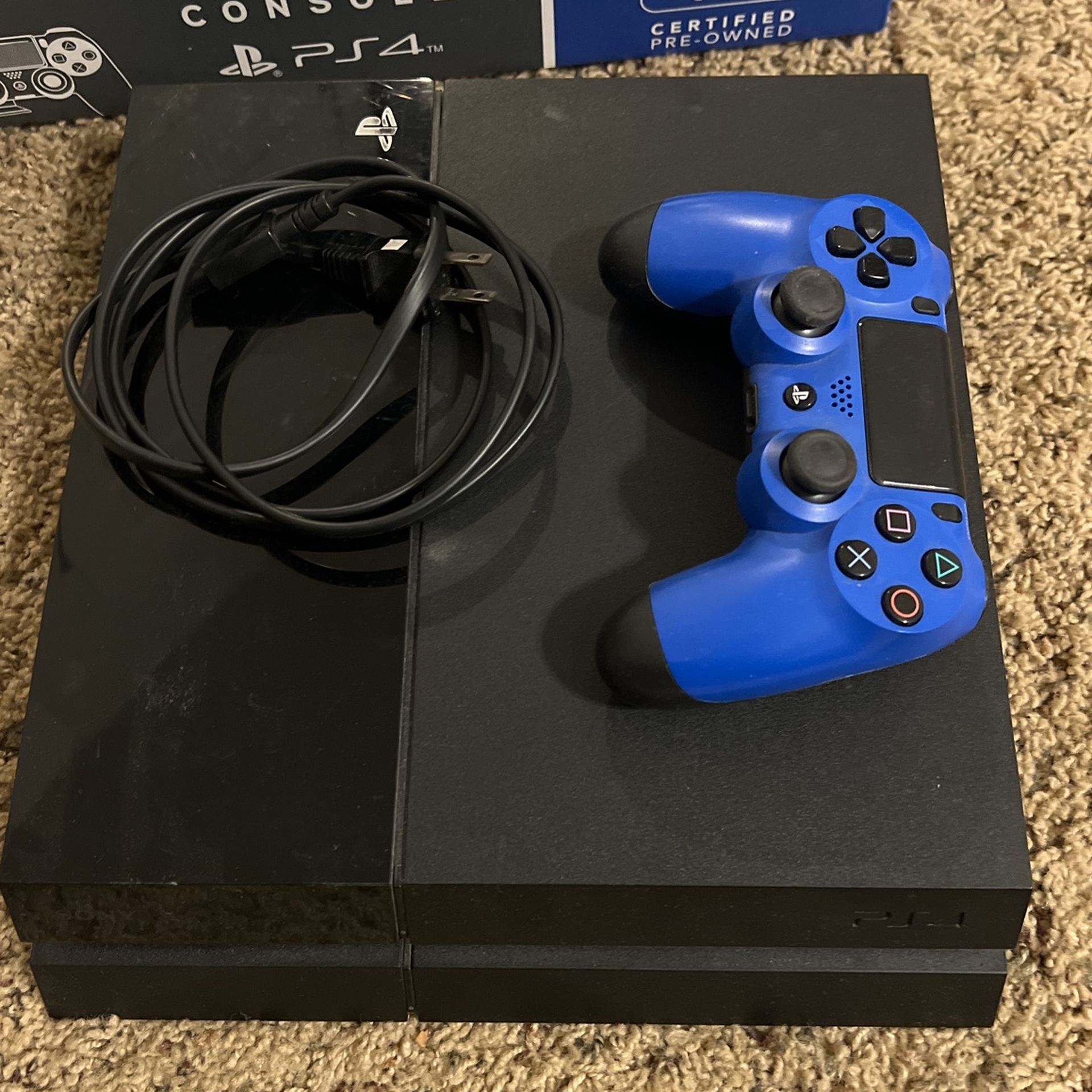 PlayStation 4 PS4 With Controller And Star Wars Game