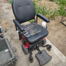 J6 Power Chair