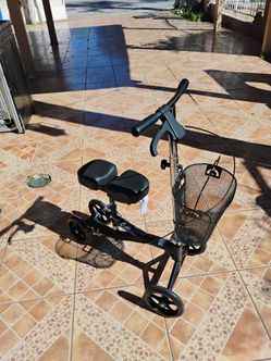 New knee walker