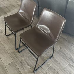 2 Brown Black Chairs Dining Desk Room Table 
