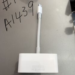 1080P Apple Lightning to VGA Adapter for iPhone iPad MD825AM/A Model A1439.