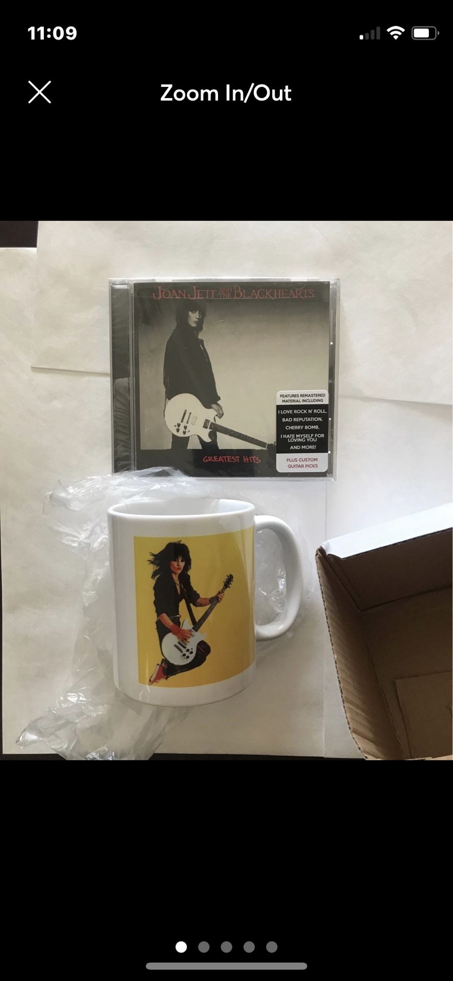 New Joan Jett Cup And Cd 