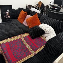 Black Sectional Cloud Couch