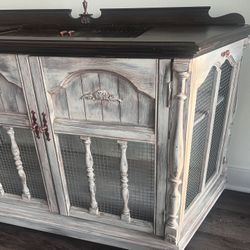 Unique Vintage Stereo Cabinet / Side Cabinet / Console Table / Storage