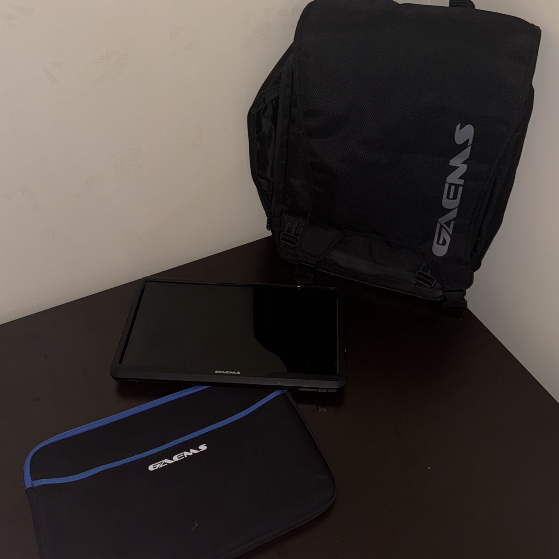 GAEMS Portable monitor And Backpack