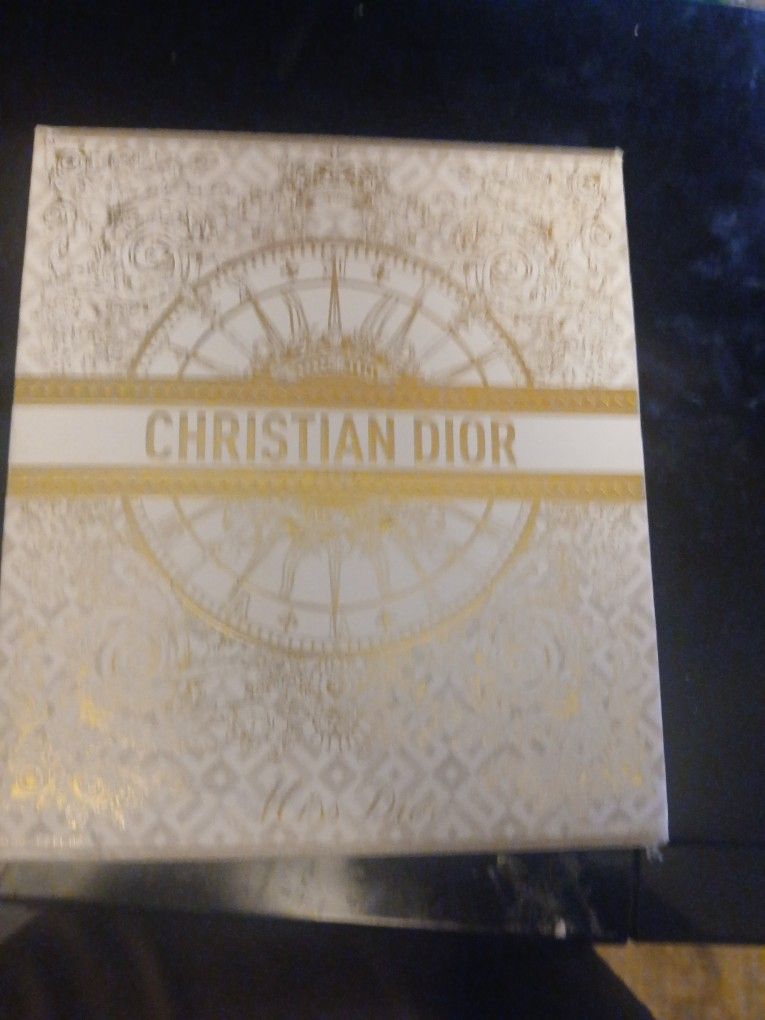 Christian Doir Gift Set