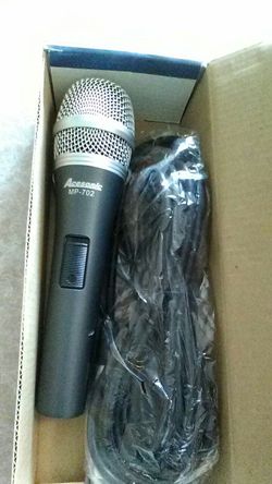 Professional microphone never used