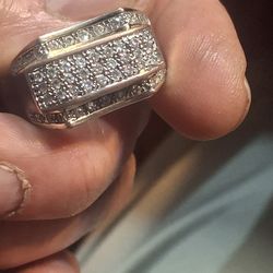 Men's gold 14kt diamond ring