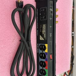 Monster Power® HTS1000 Reference PowerCenter™ DBS-ready AC line conditioner/surge suppressor.