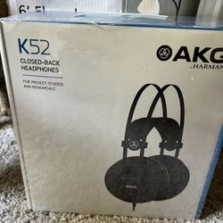 Headphones 