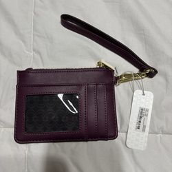 NWT wristlet