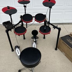 Alesis Strike Electric Drum Set Nitro Mesh W Throne & Pedals