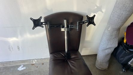 Dual monitor stand