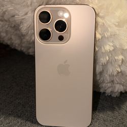 iPhone 16 Pro