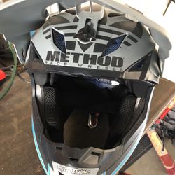 Troy Lee Design Youth Medium SE4