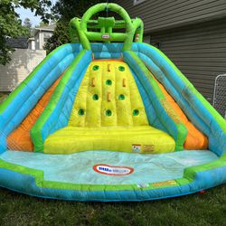 Little tikes Mountain River Race Inflatable Slide