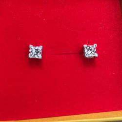 Princess Cut natural Diamond Earrings 