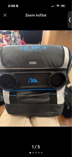 Cooler with wheels