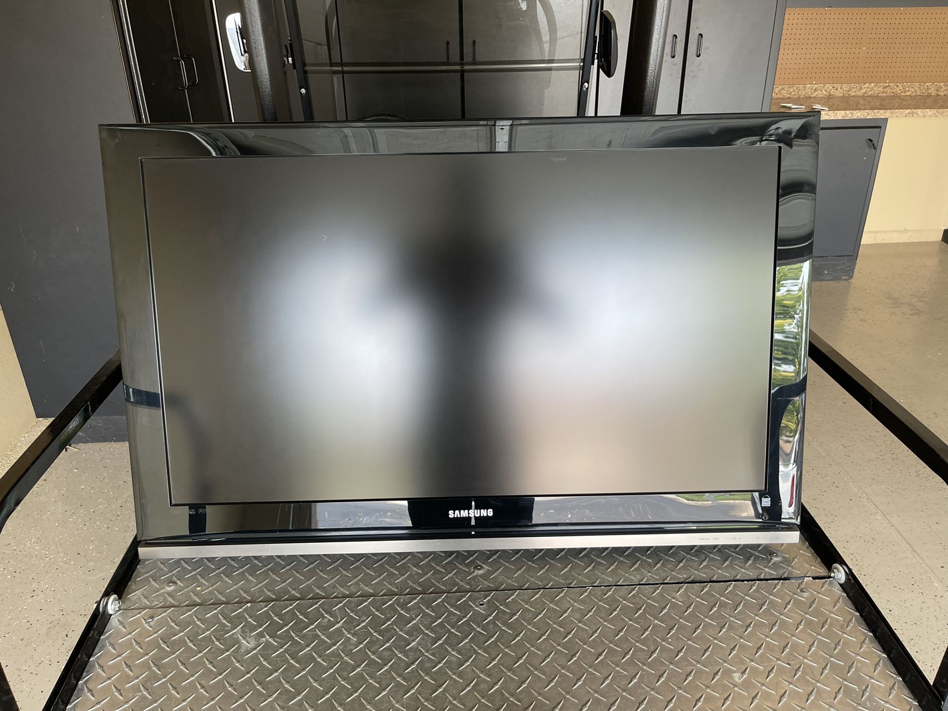 Samsung 40 Inch LCD 120 Hz Refresh Rate