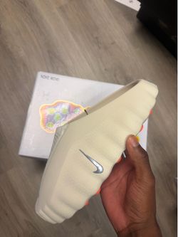 Nike mind 001 slides Sz 10