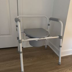 GUARDIAN G1-200X4 Steel Folding Bedside Commode 