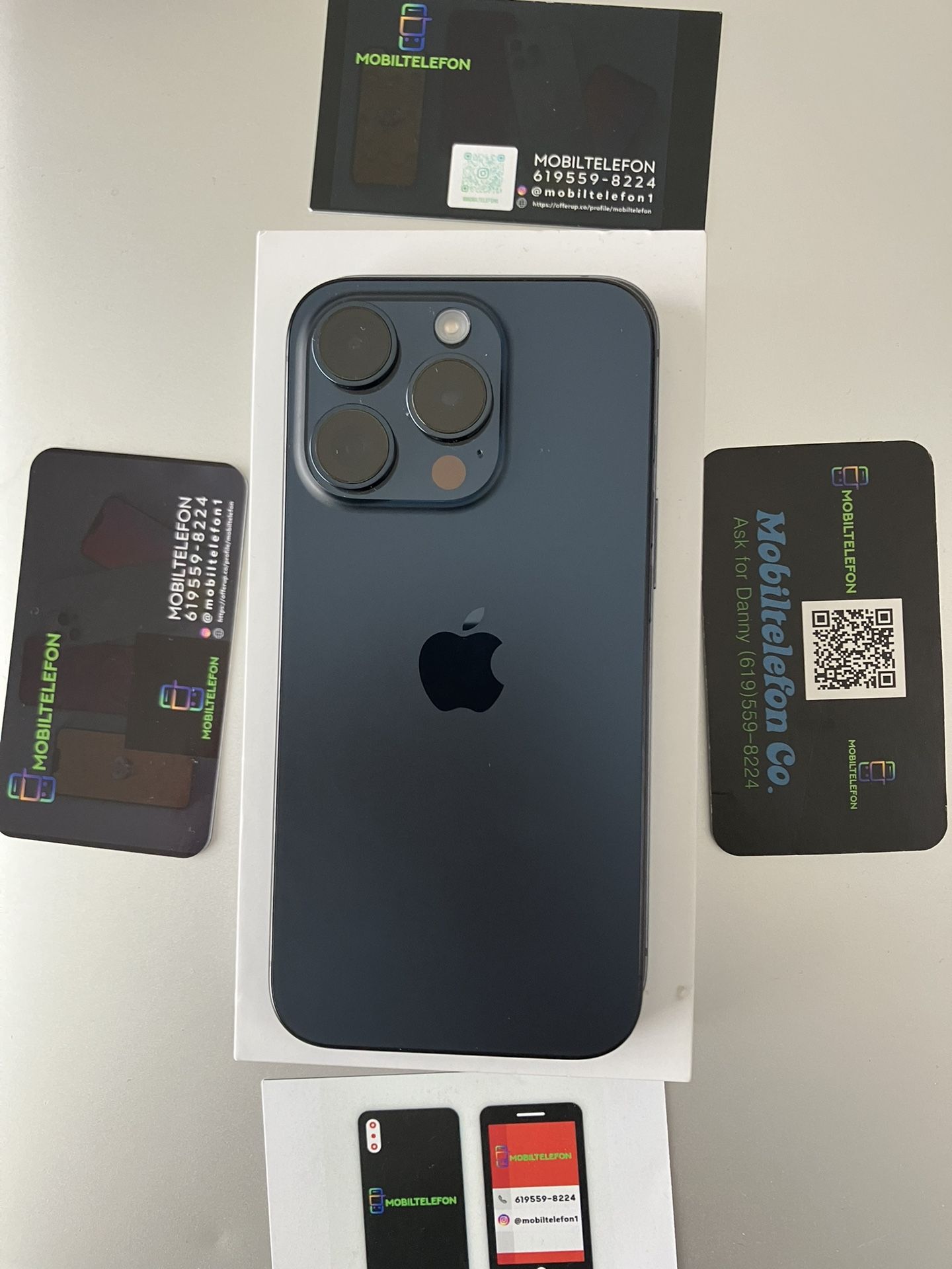 Iphone 15 Pro 128GB ANY CARRIER UNLOCKED BLUE TITANIUM